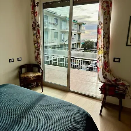 Attico Mare Blu Διαμέρισμα Σαν Ρέμο